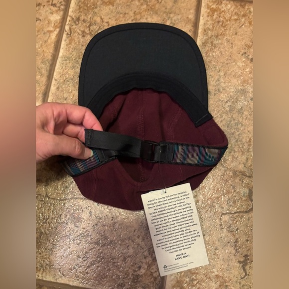 NWT Kavu Fleece Strapcap sz M - Picture 2 of 7